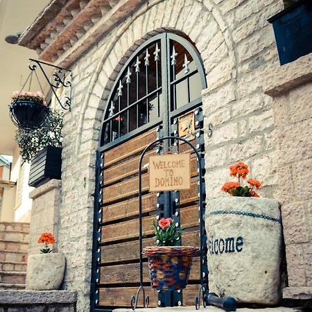 Hotel Domino Gjirokastër Exterior foto