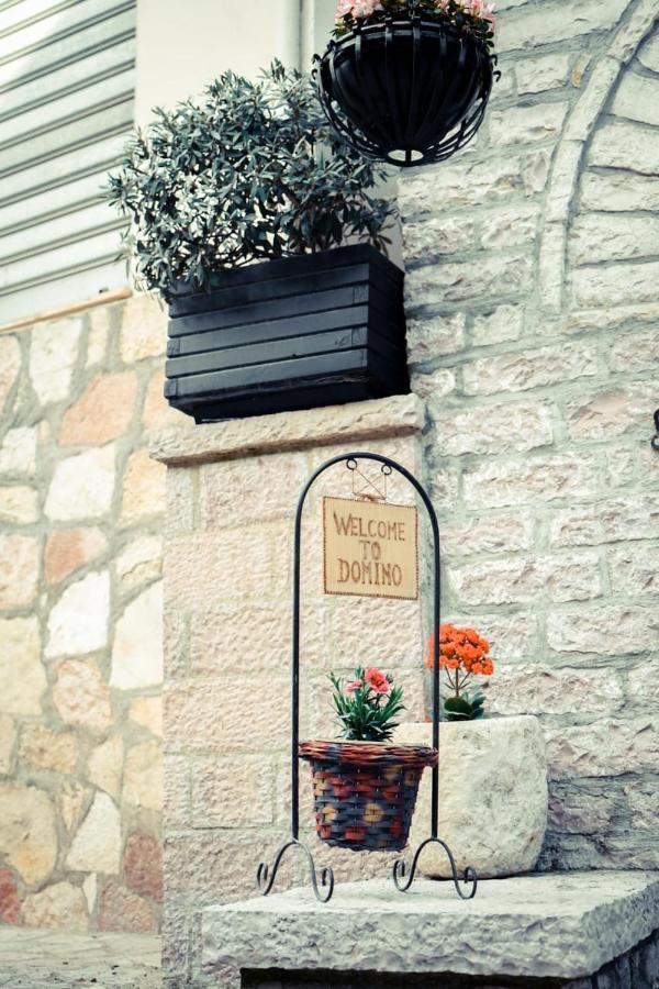 Hotel Domino Gjirokastër Exterior foto